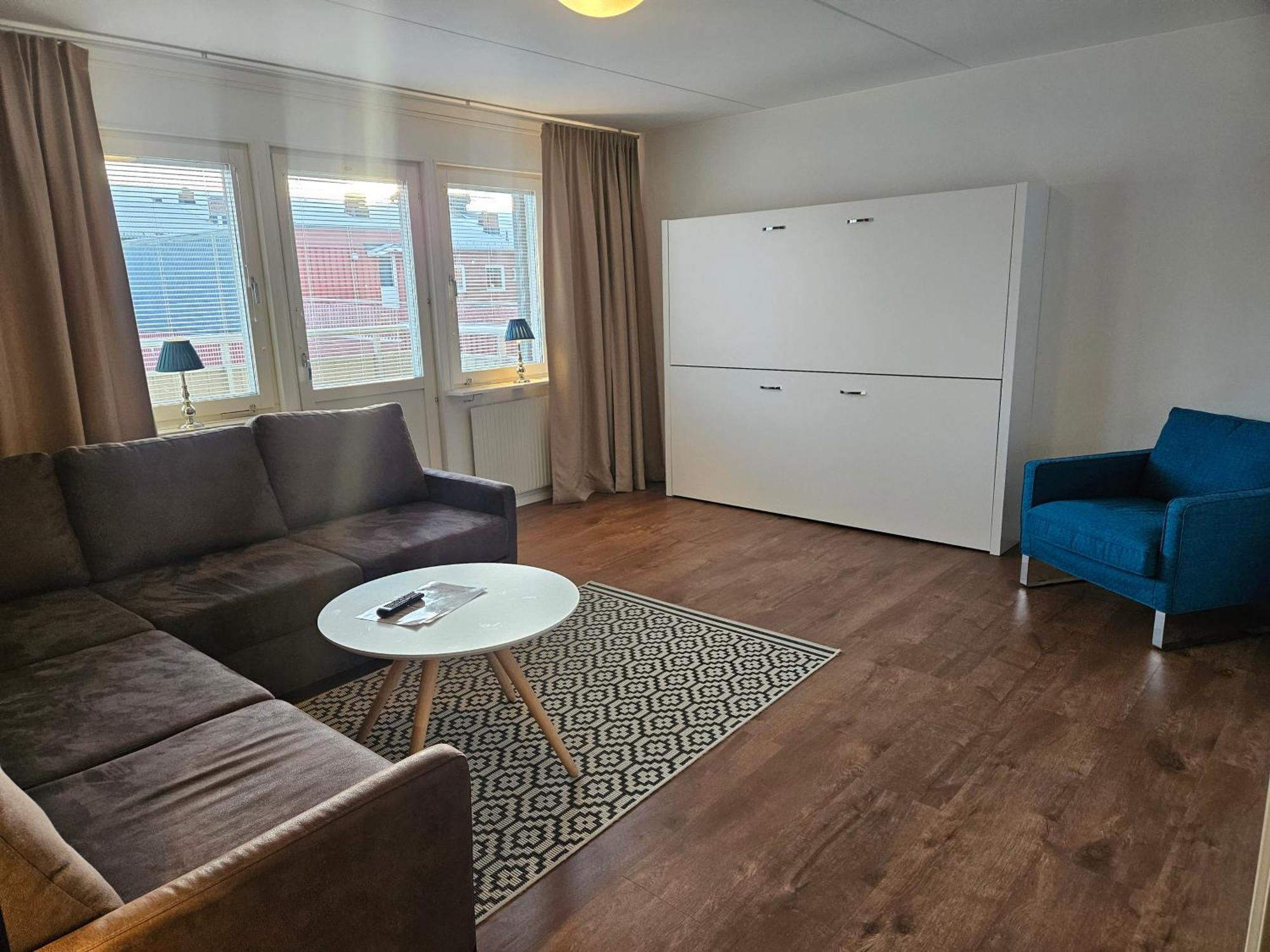 Simloc Hotel Drottninggatan Арьеплуг Экстерьер фото
