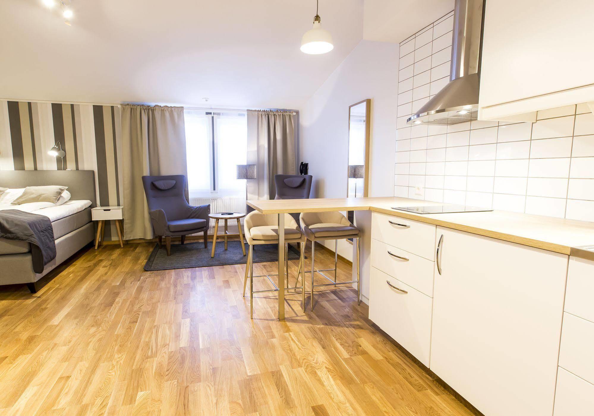 Simloc Hotel Drottninggatan Арьеплуг Экстерьер фото
