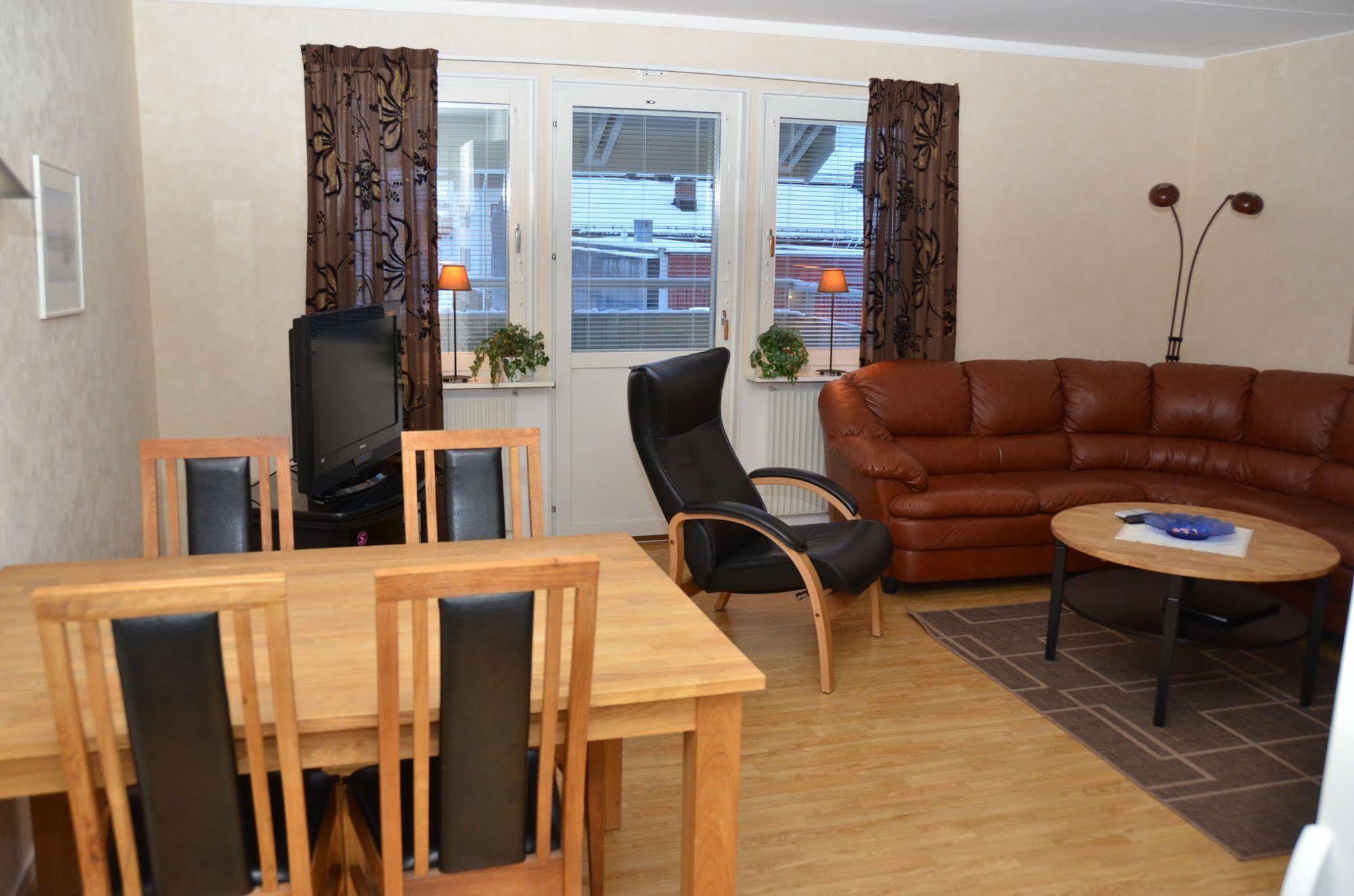 Simloc Hotel Drottninggatan Арьеплуг Экстерьер фото