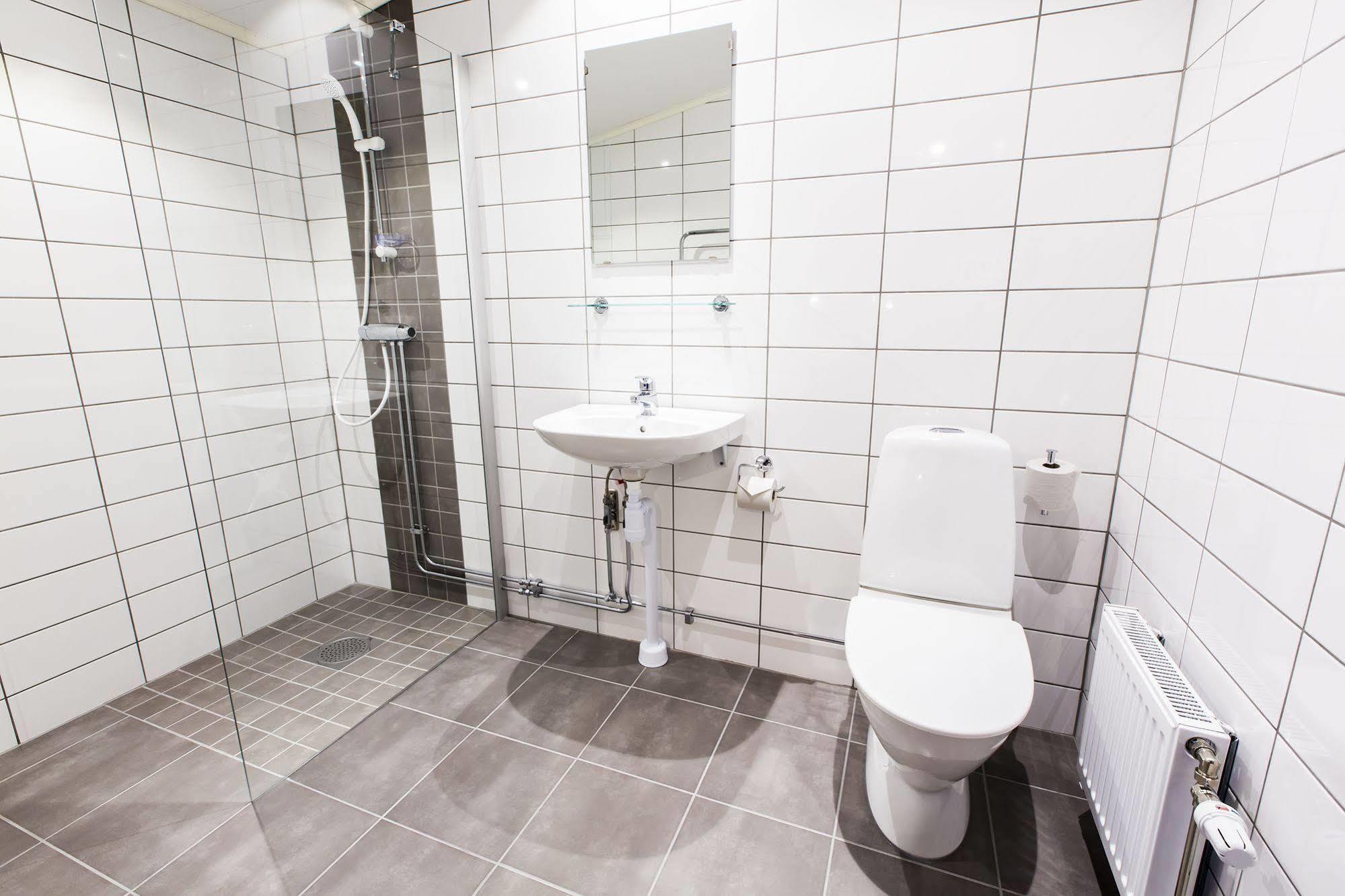 Simloc Hotel Drottninggatan Арьеплуг Экстерьер фото