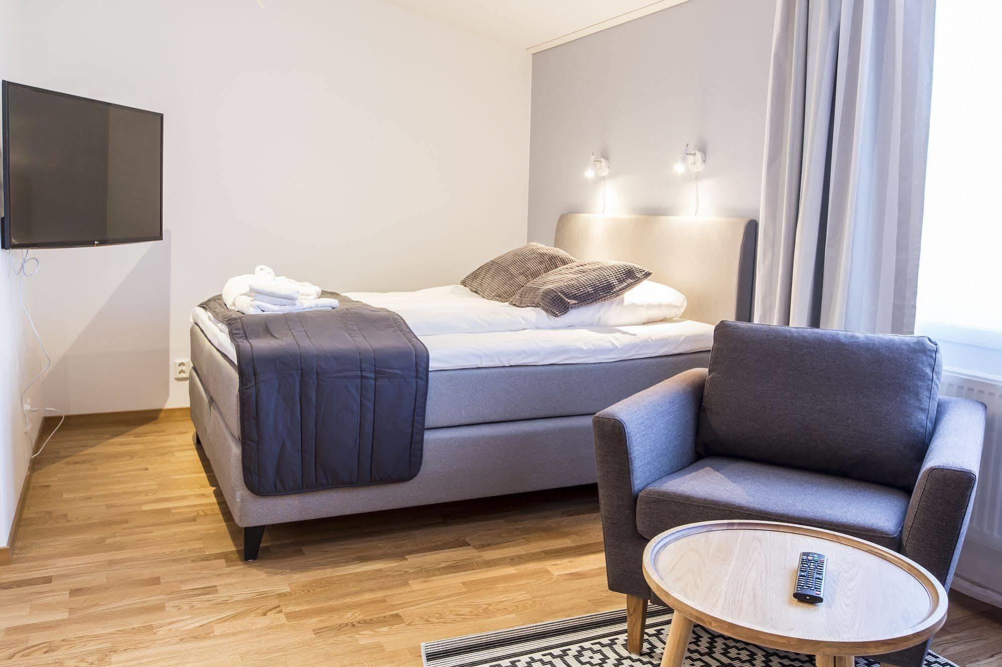Simloc Hotel Drottninggatan Арьеплуг Экстерьер фото